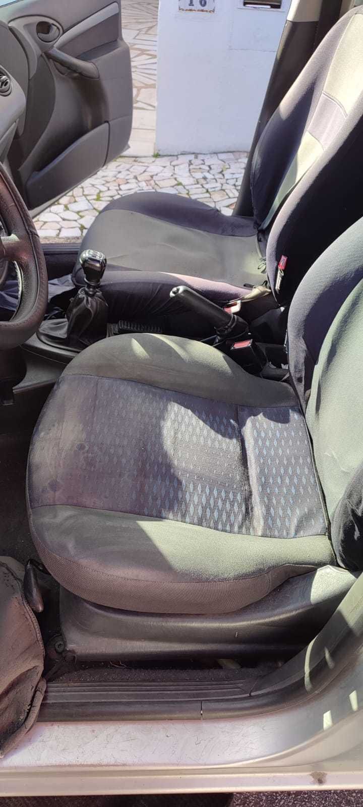Vendo Ford focus 2004