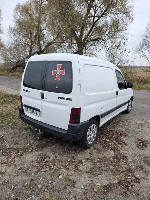 Продам автомобіль в доброму стані !