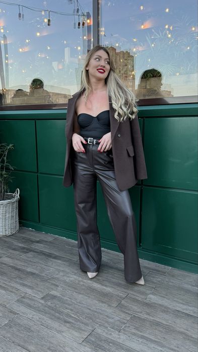 Дуже гарні шоколадні палаццо шкіряні шоколадні штани