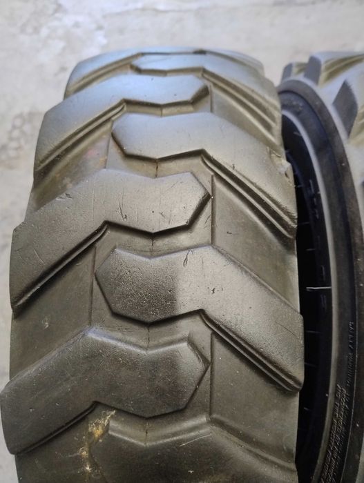 Opony rolnicze 27x8.50-15 Mitas Skid Steer SK - 02 ładowarka