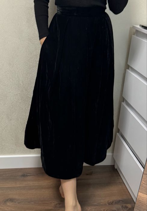 Юбка оксамитова Andre tan