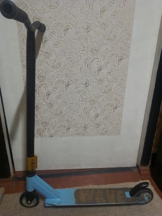 Самокат,скейт, іграшки