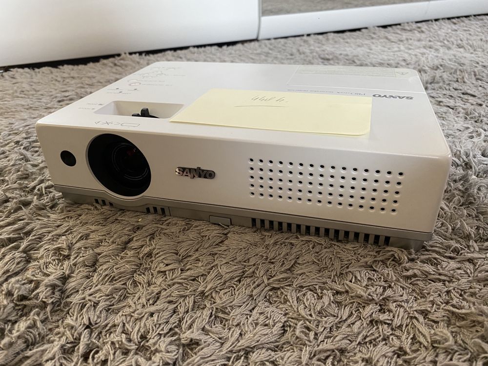 Projektor SANYO PRO xtratx Multiverse Projector PLC-XW60