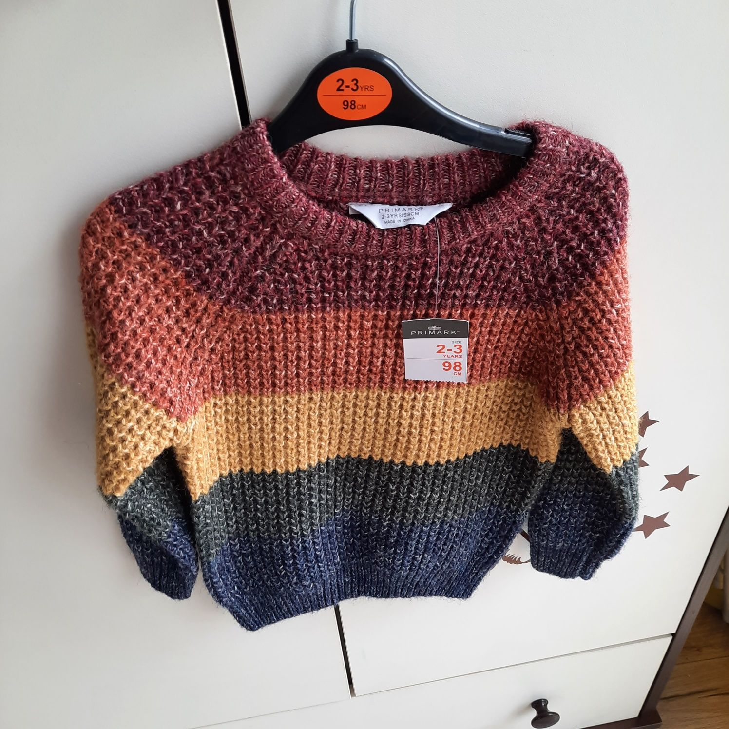Sweterek chłopięcy wielokolorowy rozmiar 98 na 2-3 latka