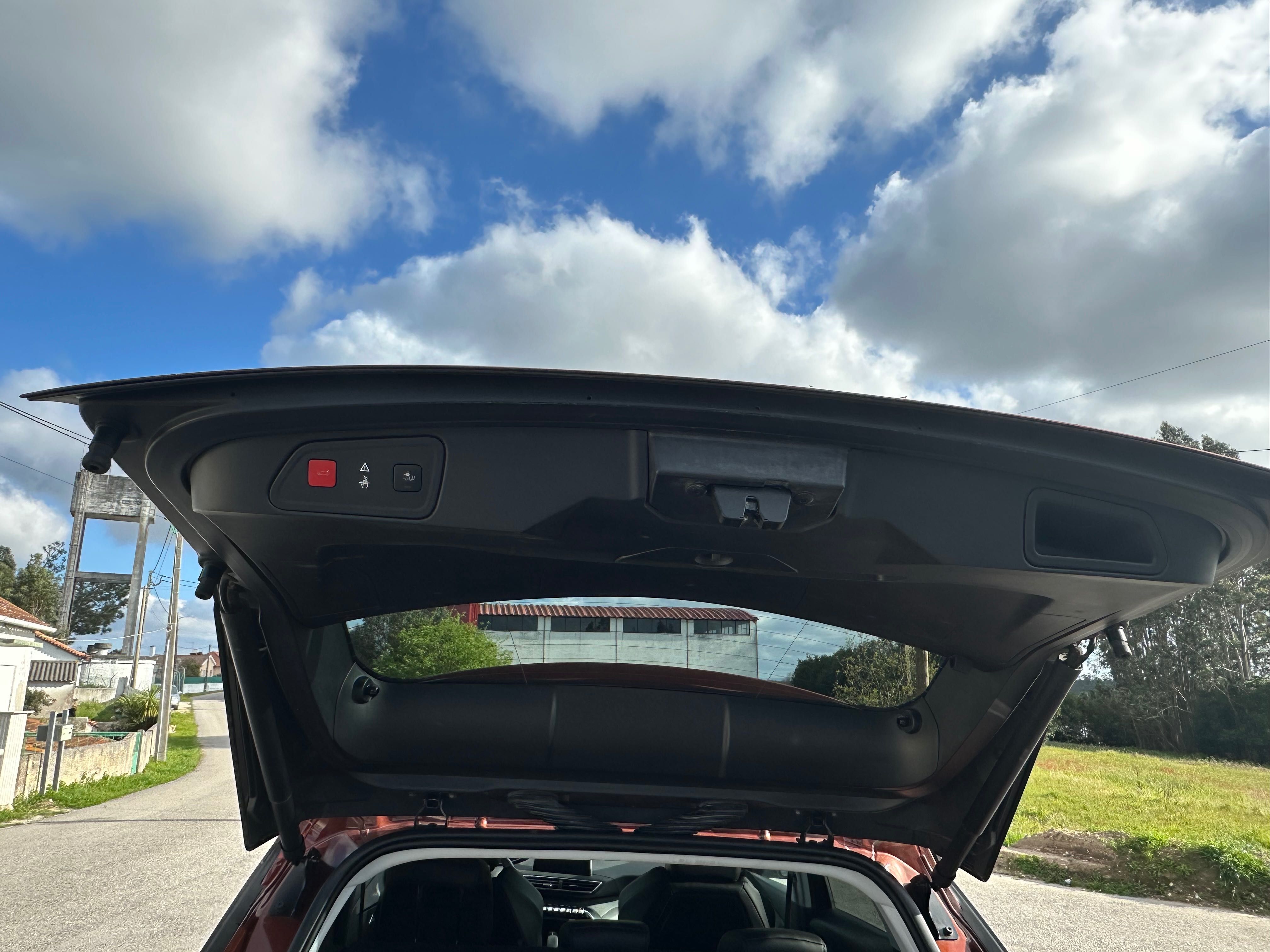 Peugeot 3008 1.6 HDI 120cv automático EAT6 - GT Line