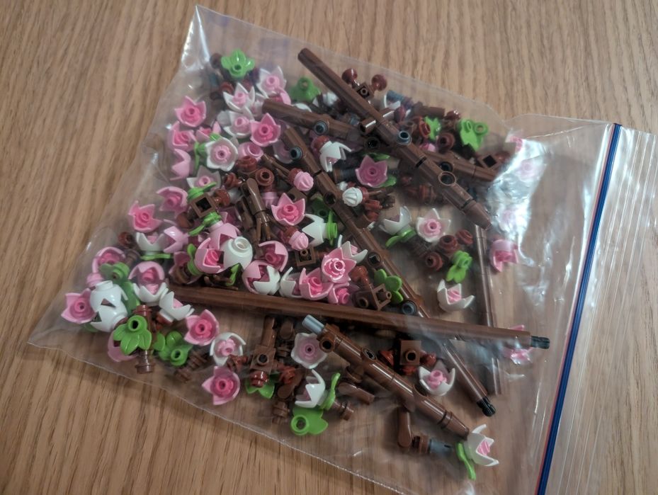 LEGO Kwiaty Wiśni (40725)