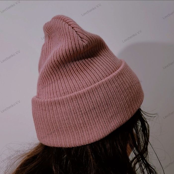 Шапки жіночі кольорові