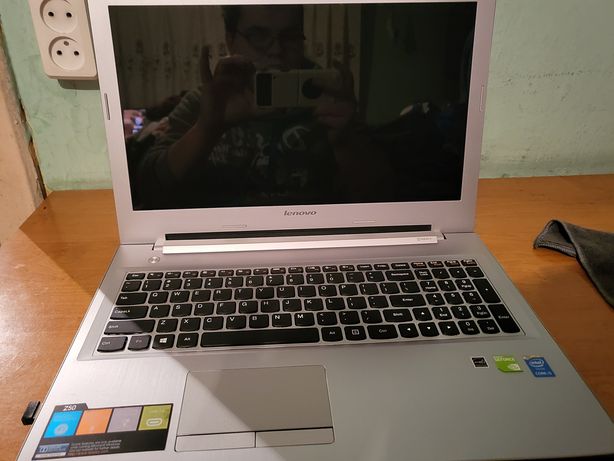 Laptop Lenovo Z50