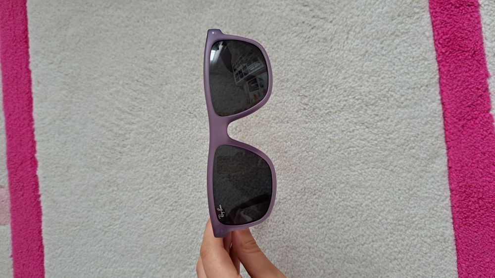 Óculos de Sol Ray Ban Roxos Criança Menina (Como Novos)