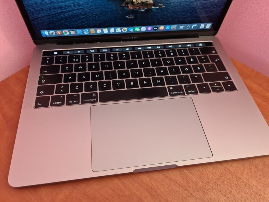 Apple MacBook Pro 2017 13" 8/256