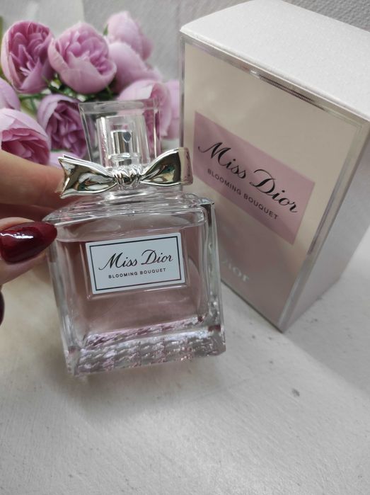 Туалетная вода Dior Miss Dior Blooming Bouquet .