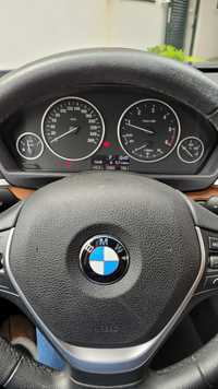BMW  318 Luxury automático