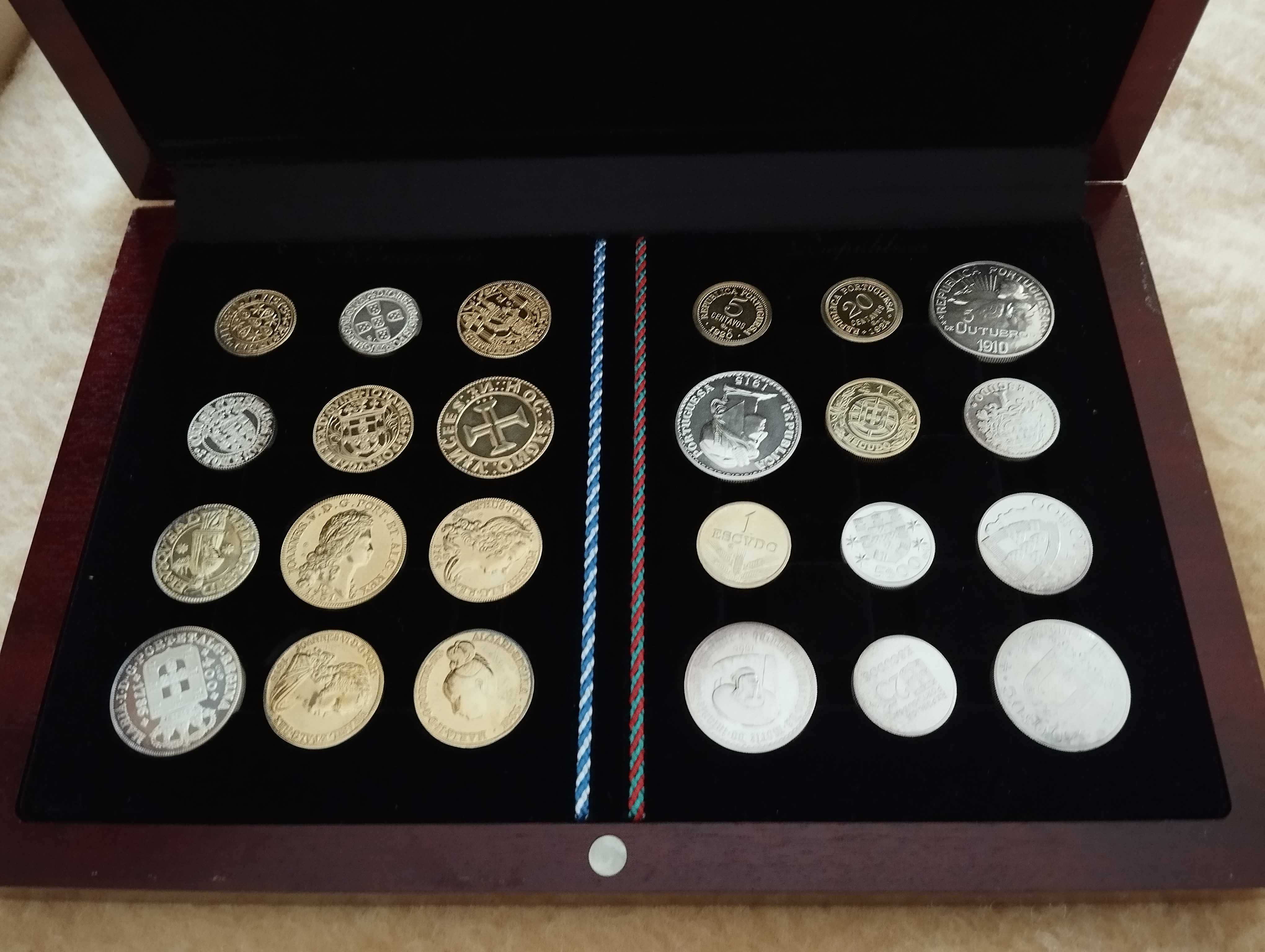 24 Medalhas-Réplicas, "A Moeda Portuguesa do Morabitino ao Escudo",