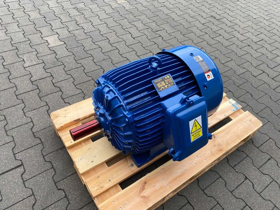 silnik elektryczny 45kW 1480obr. 3fazowy CELMA B3