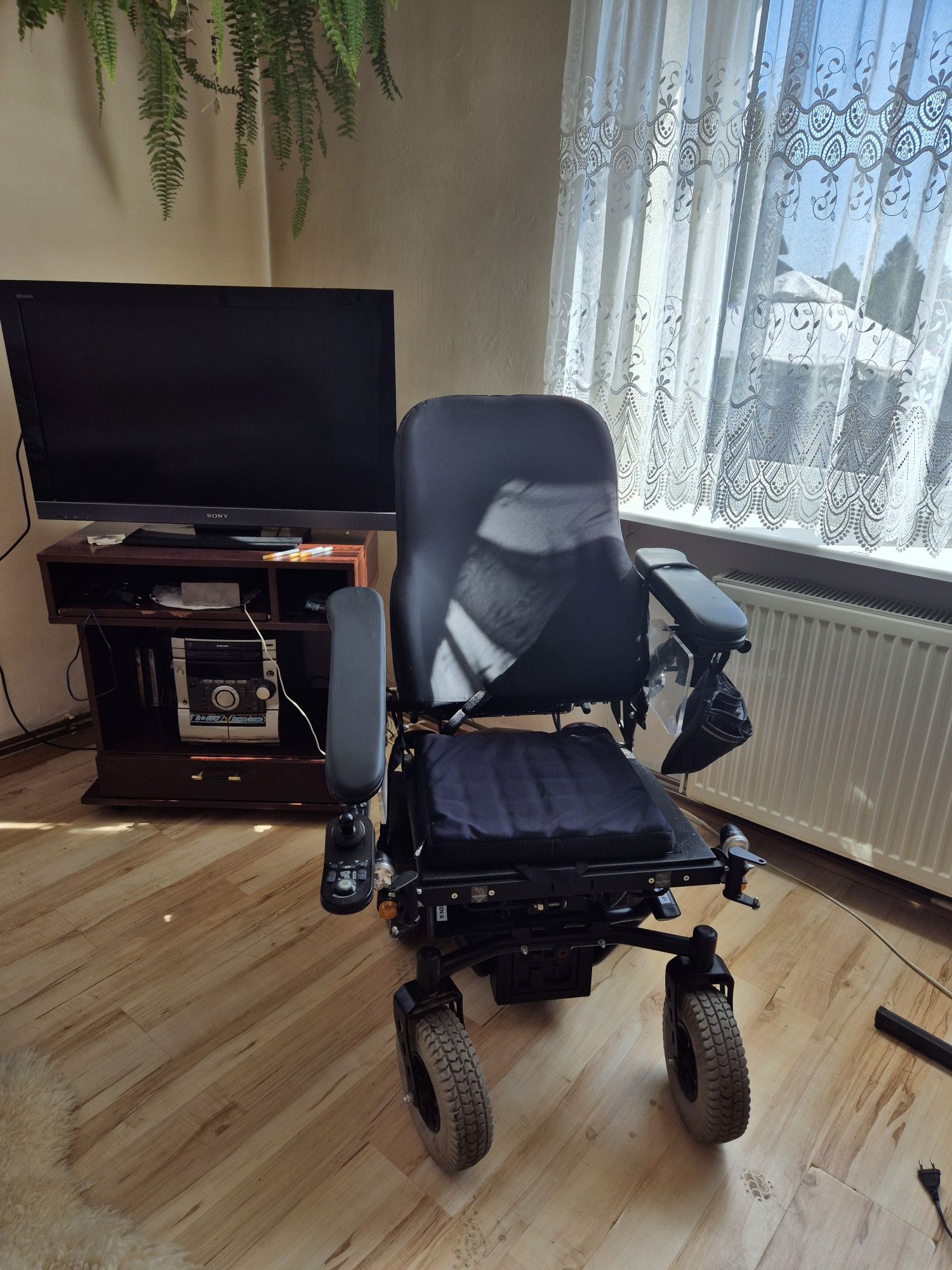 Wózek elektryczny Vermeiren Forest 3