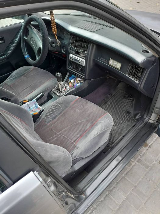 Продам ауді 80 В4
