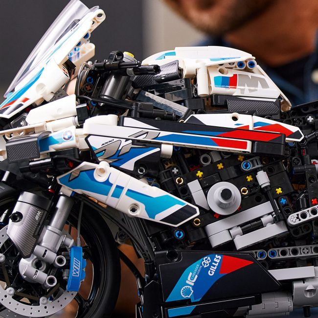 Конструктор Technic – BMW M 1000 RR 1/1 з LEGO
