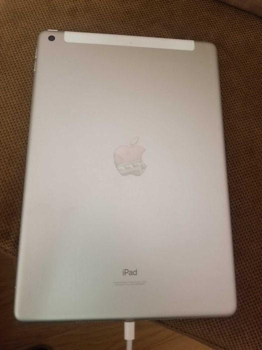 ipad 9 LTE запчастини дисплей плата