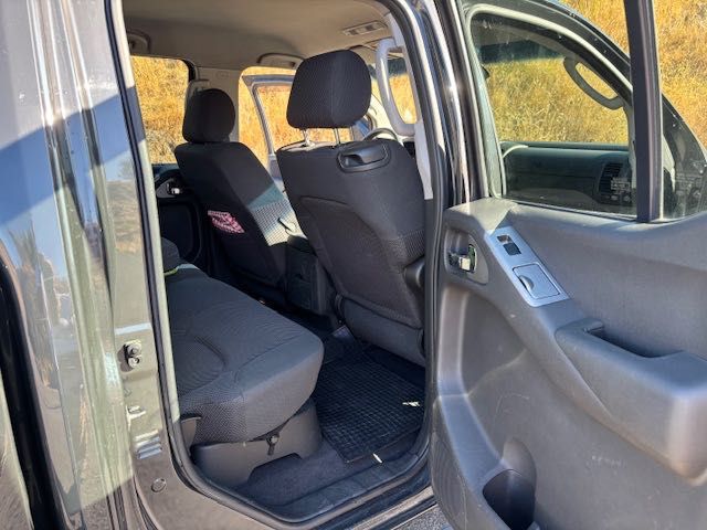 Nissan Navara D40