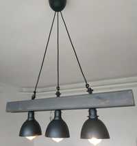 Lampa sufitowa w industrialnym stylu