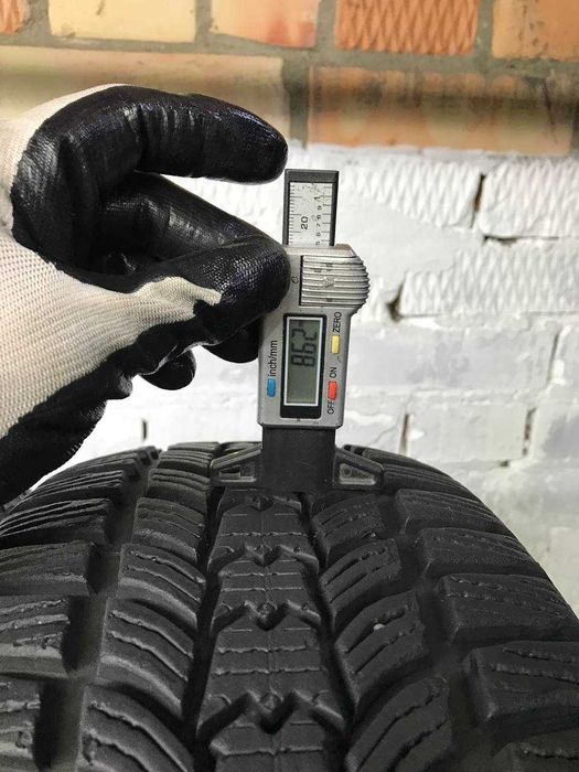 Зимові шини, резина б/у 215/60 R16 Sava Eskimo hp 2 (7916)