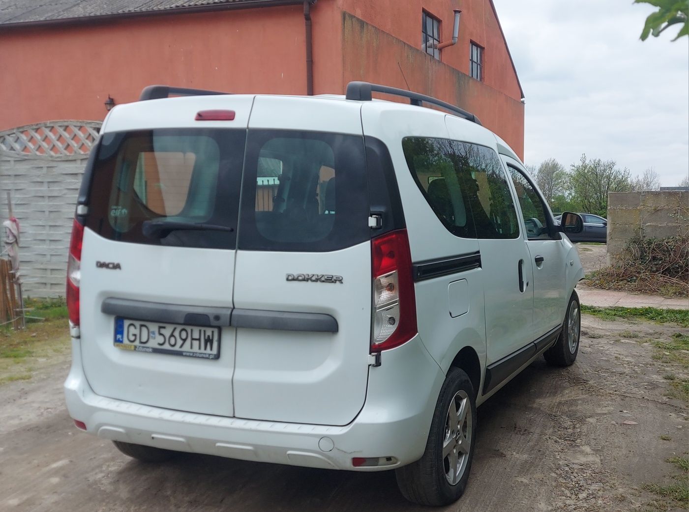 Dacia dokker faktura Vat