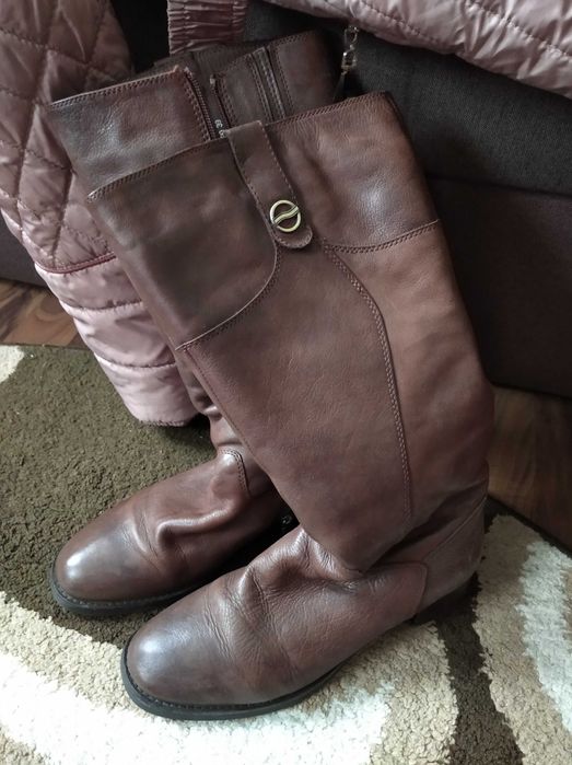 Продам зимову куртку із сапожками