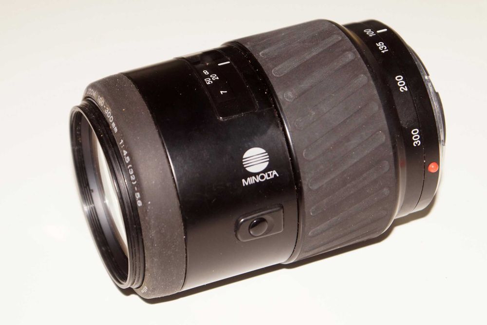 Sony Minolta AF 100-300 f/4.5-5.6