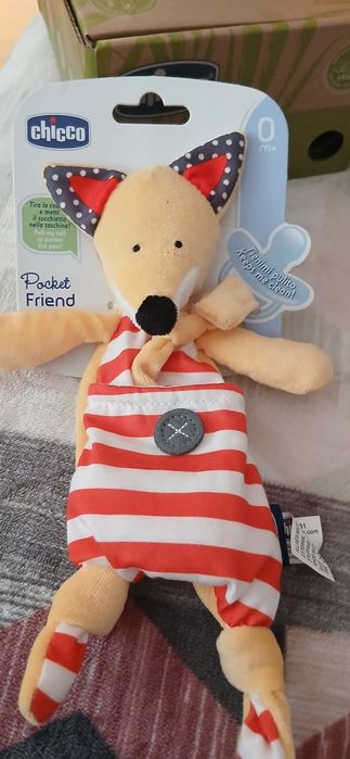 Boneco da CHICCO para guardar a chupeta