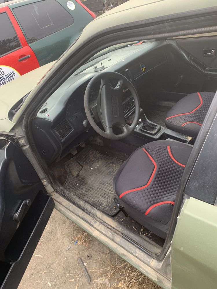 В разборе Audi 80 B3 B4