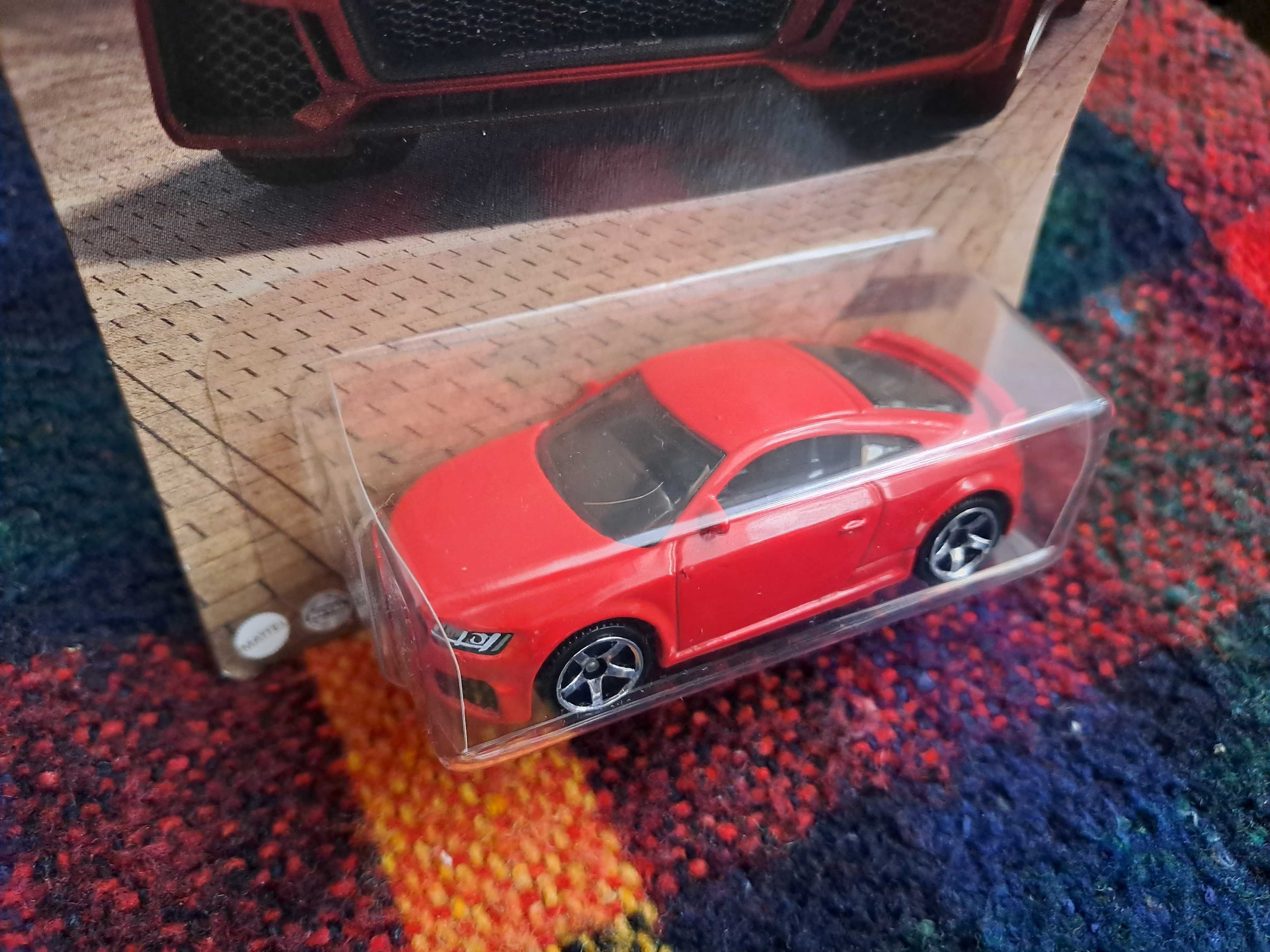 model Matchbox Audi TT RS czerwone