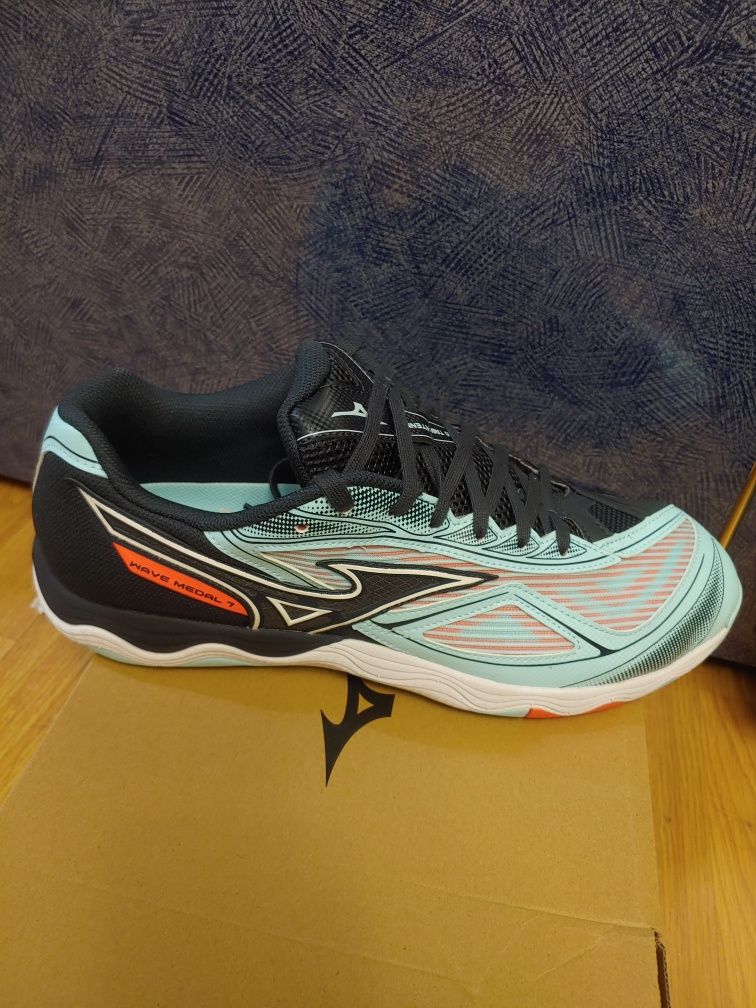 Mizuno wave medal 7