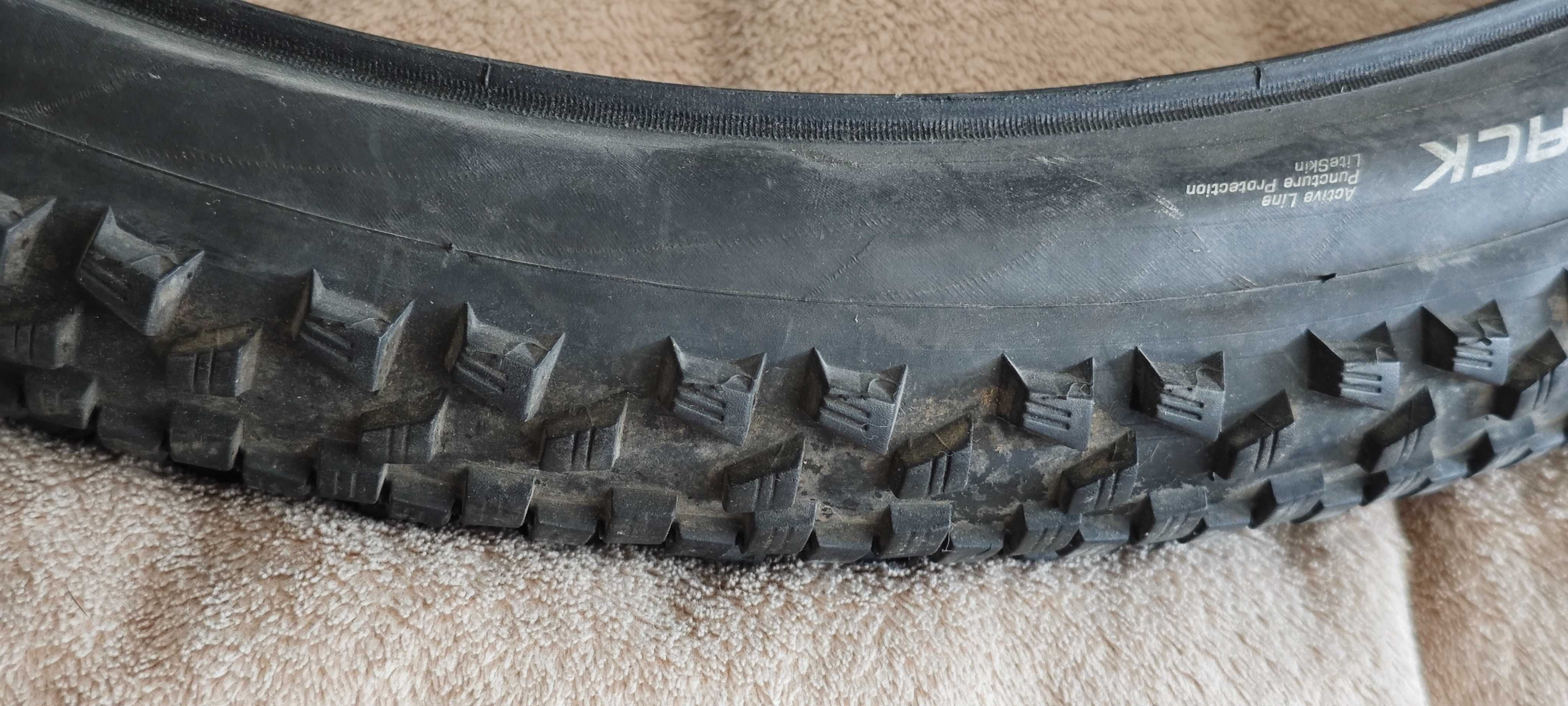 Opona Schwalbe Balck Jack 26x2,25 drut wraz z dętka wętyl presta