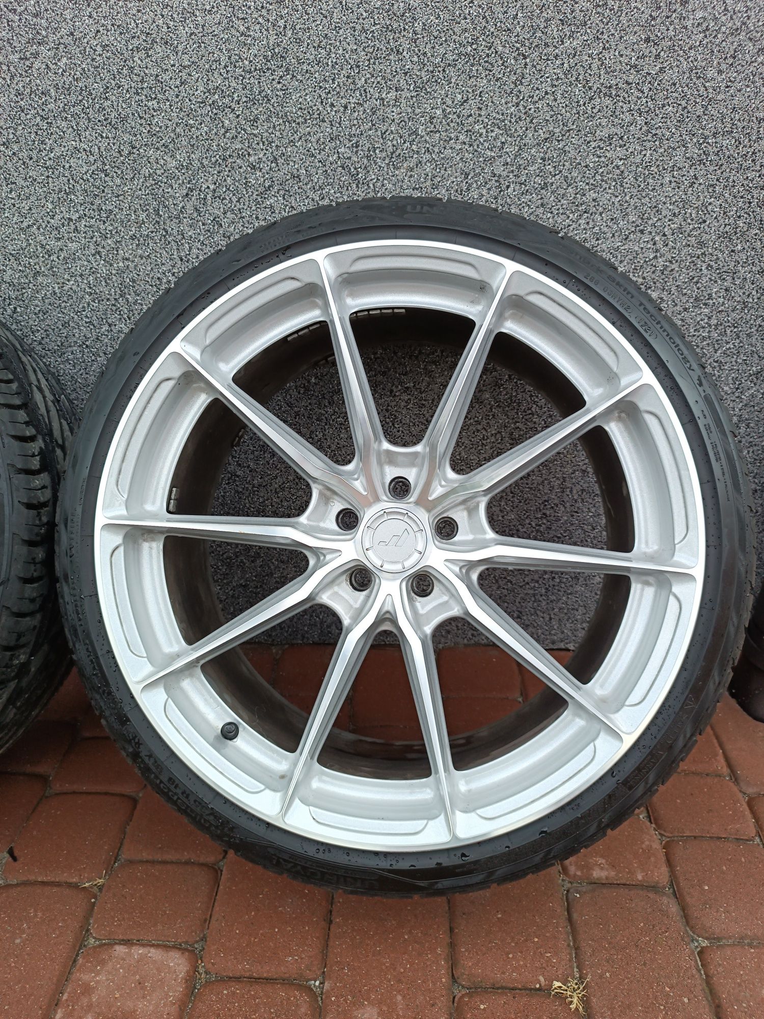 Koła Japan Racing JR37 r19 9,5j. 5x100