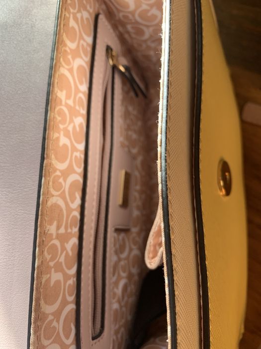 Mala Guess Rosa e Amarela