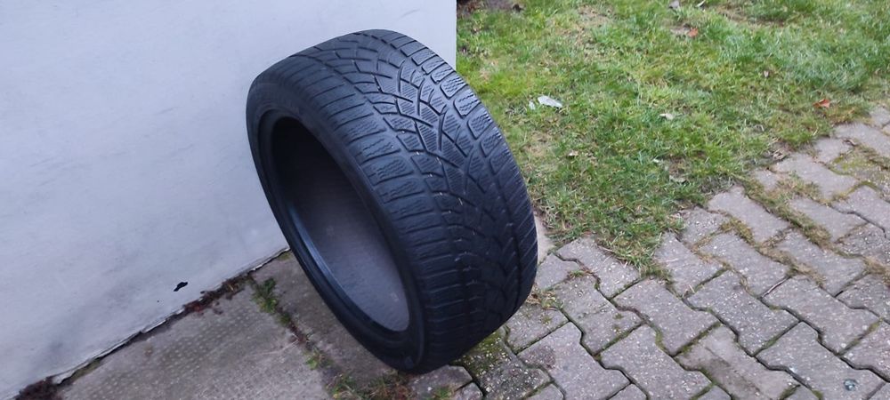 Opona zimowa Dunlop SP Winter Sport 3 D 275/ 40 R 19