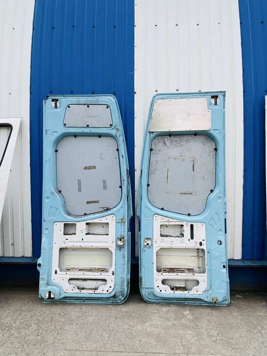 Дверь задняя Спринтер 906 двері задні Крафтер в зборі Sprinter разборк