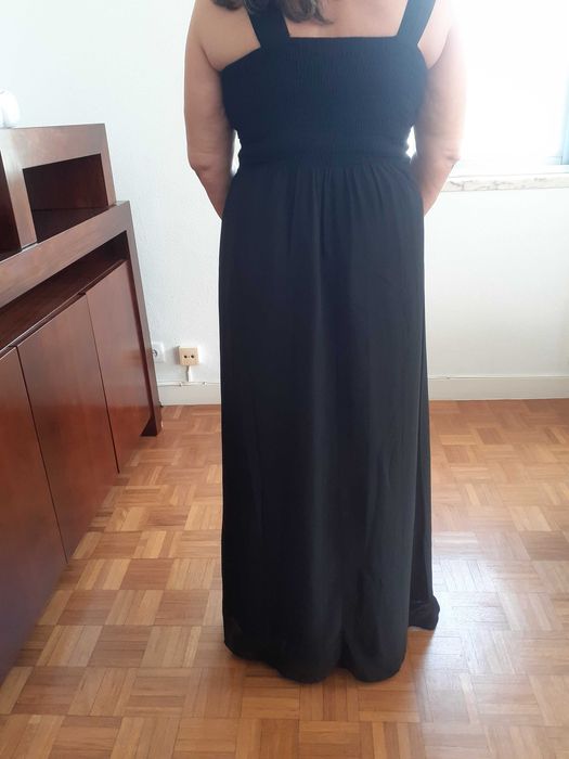 vestido de noite/festa preto com aplicacoes forrado