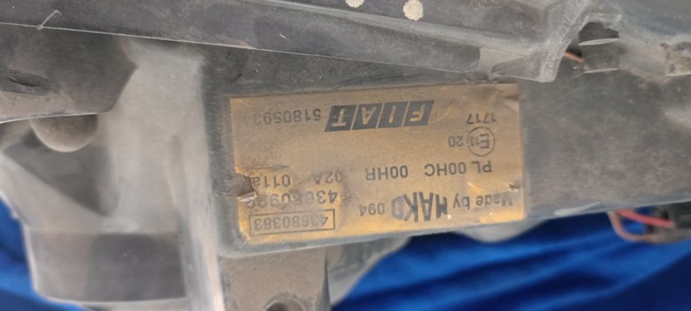 Продам правая фара Фиат добло
