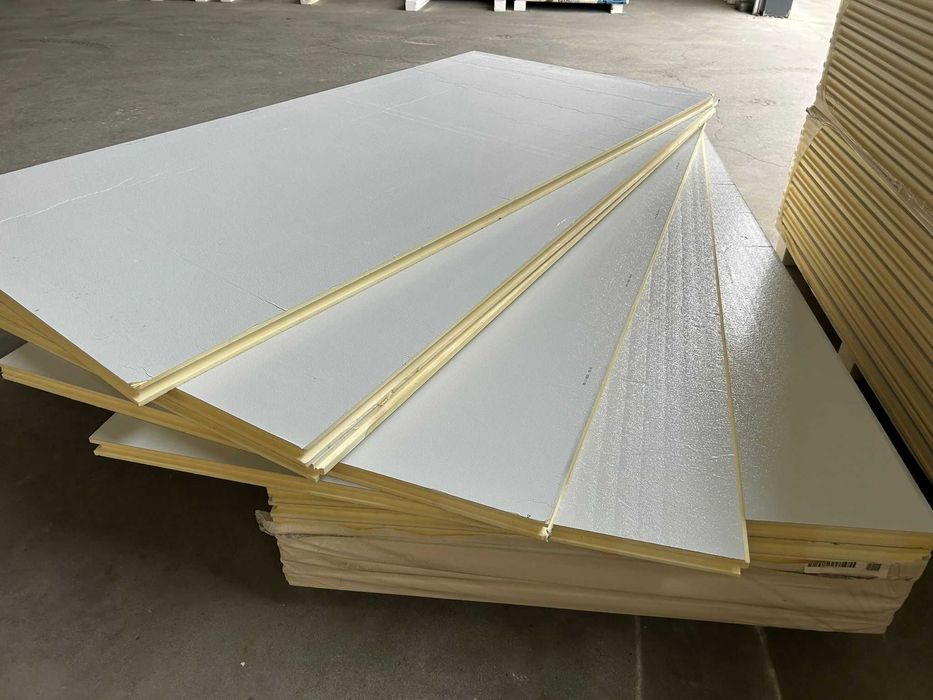 Płyta PIR AGRO AL 40mm 120x240cm na pióro-wpust - budynki inwentarskie