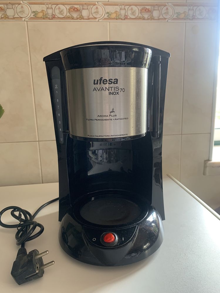 Cafeteira Ufesa Avantis 70