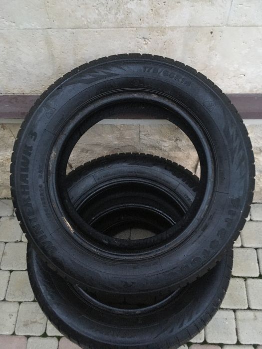 Шины б/у R14.  175/65R14 зима
