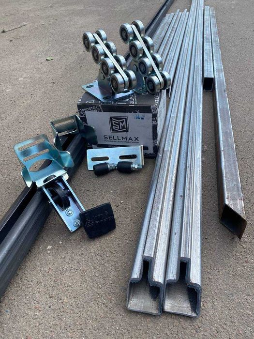 Ворота Звари Сам, Т-Профіль для воріт, Фурнітура