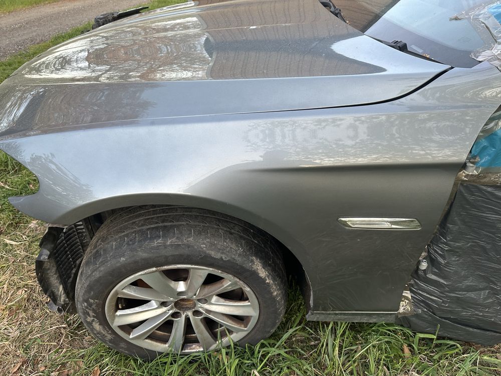 Bmw f10 f11 błotnik lewy przód A52