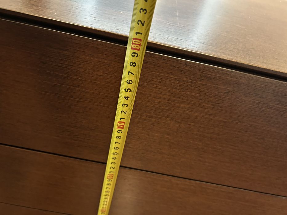 Comoda com 4 gavetas