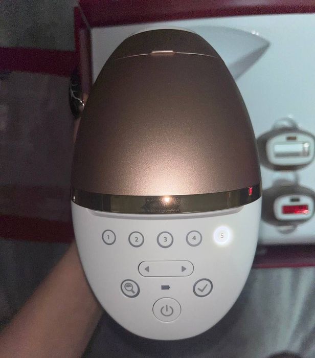 Фотоепілятор Lumea від Philips BRI973/00 серії 9900