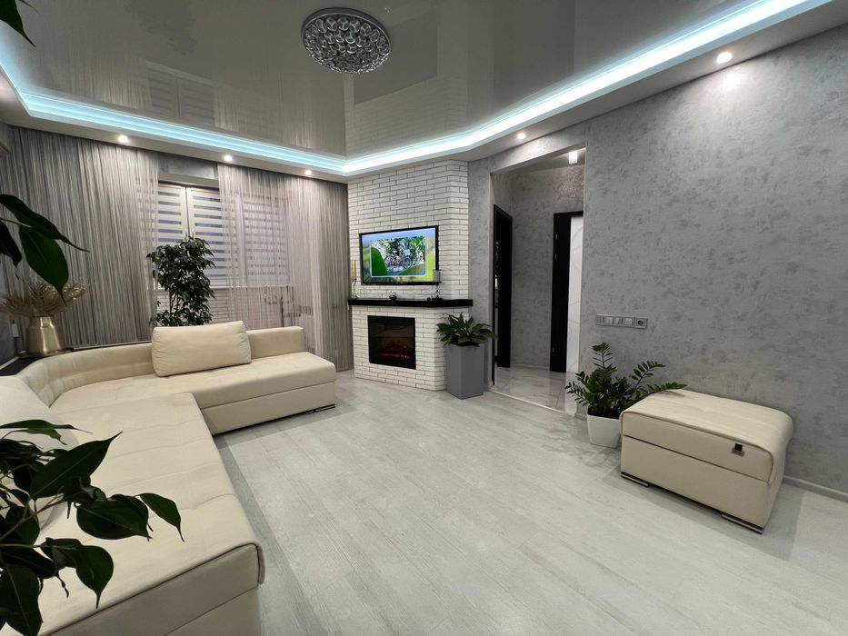 Продам кутовий диван Blest (модель Дженезі)