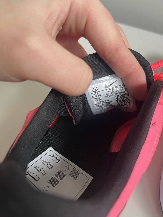 Buty sportowe Nike damskie treningowe fitness do biegania