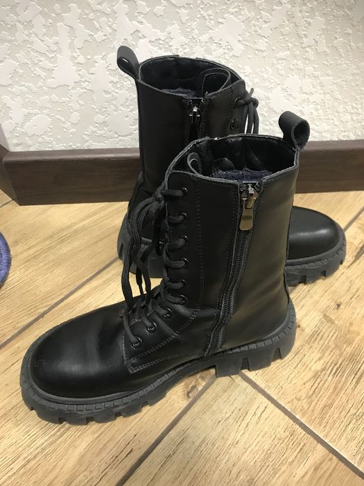Зимние чёрные ботинки, 37 размера