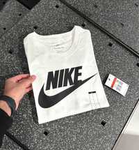 Футболка Nike